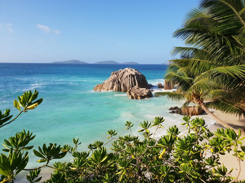 Cheap flights to seychelles