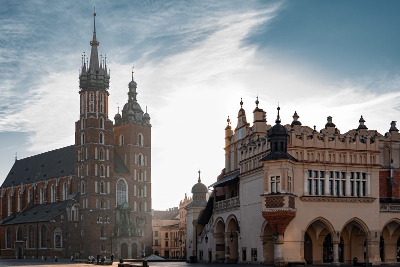 cheap flights to krakow, poland