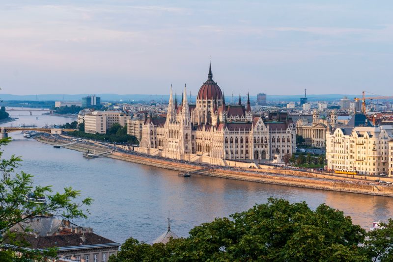 cheap flights to budapest